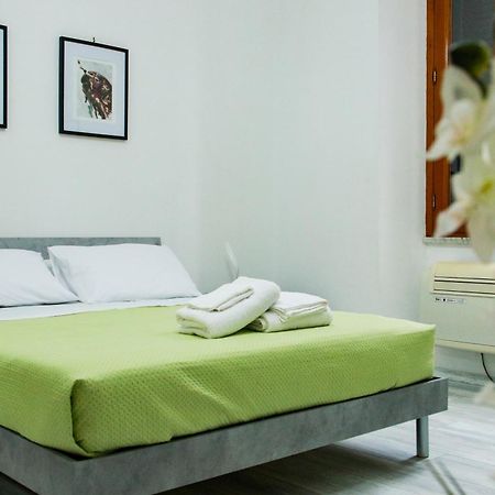 Casa Angelina - Appartamento Zona Sangiovanni Róma Kültér fotó